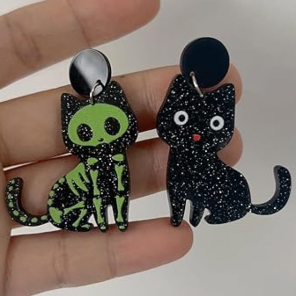 Black and Green Cat X-Ray Skeleton Earrings Acrylic Skeletons Cats Halloween New - Picture 5 of 6